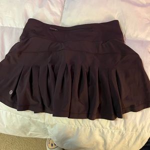 LULULEMON skirt size 2 mid rise